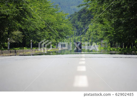 Mirage escape water heat haze Mirage escape water heat haze 62902485