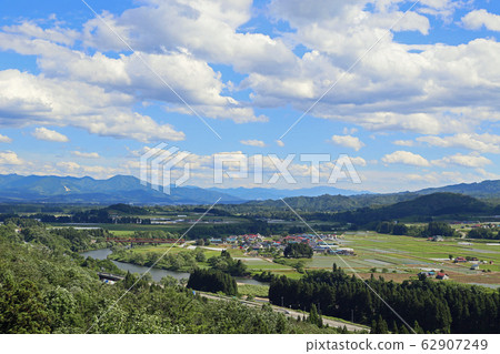 Summer countryside landscape (Obanazawa City) Summer countryside landscape (Obanazawa City) 62907249
