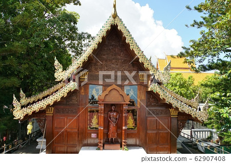 鳥瞰 俯視 俯瞰 62907408