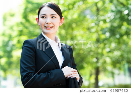 女性女商人求職新員工年輕女子年輕 62907480