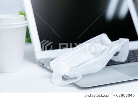 Mask PC Office Image 62908046