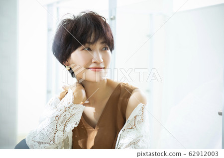 Women Beauty Beauty Short Hair 62912003