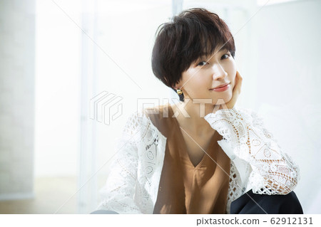 Women Beauty Beauty Short Hair Women Beauty Beauty Short Hair 62912131