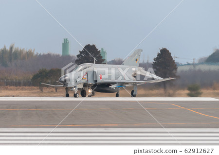 JASDF F-4EJ Revised Phantom Final Production Aircraft Takeoff JASDF F-4EJ Revised Phantom Final Production Aircraft Takeoff 62912627