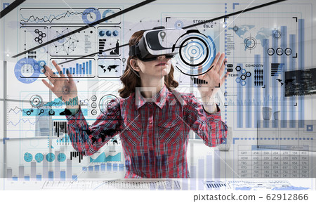 Virtual reality experience Virtual reality experience 62912866