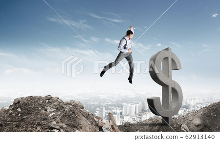 Global business and money concepts. Falling dollar currency. 62913140