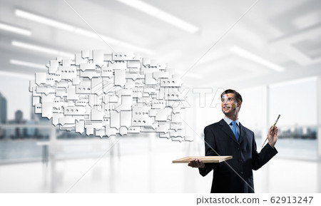 Inspiration of young creative businessman 62913247