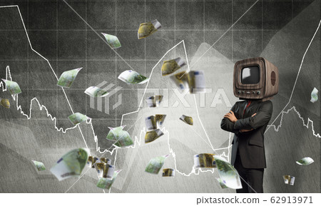 Businessman with old TV instead of head. 62913971