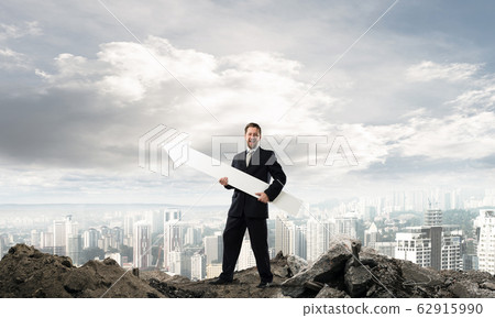 Successful businessman and development Successful businessman and development 62915990