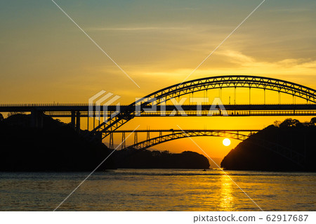 西海大橋的黎明 62917687