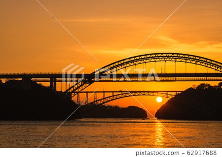 西海大橋的黎明 西海大橋的黎明 62917688