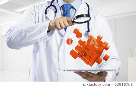 Medical industry employee Medical industry employee 62918768