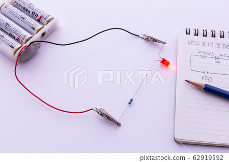 Image of electronic work. Simple LED lighting circuit. 62919592