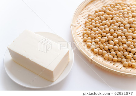 白色背景 62921877