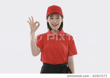 Portrait of young woman and man, part timer and owner 122 62923571