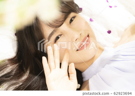 Bed, sleep, lie down Bed, sleep, lie down 62923694