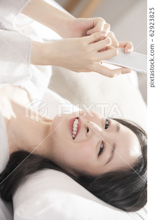 Bed, rest, sleep 62923825