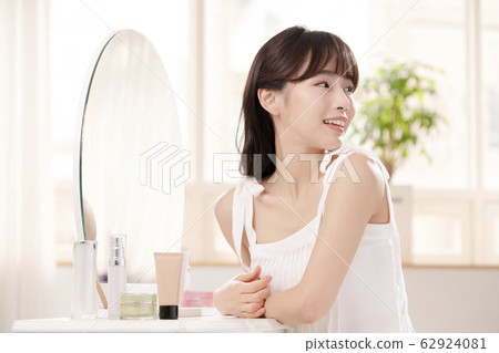 Beauty, Cosmetics, Vanity Beauty, Cosmetics, Vanity 62924081