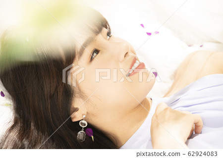 Bed, sleep, lie down Bed, sleep, lie down 62924083