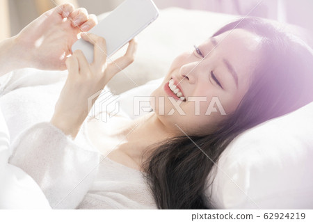 睡覺,休息,睡覺 睡覺,休息,睡覺 62924219