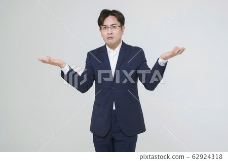 Portrait of young woman and man, part timer and owner 207 62924318