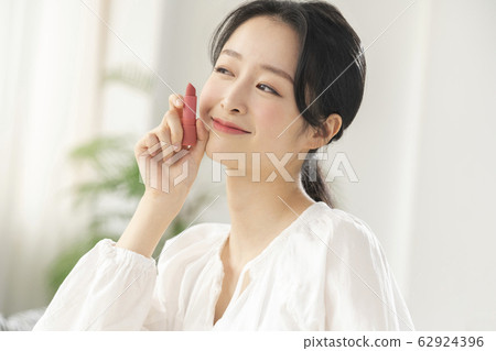 Beauty, woman, lipstick Beauty, woman, lipstick 62924396