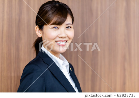 律師女新人 律師女新人 62925733