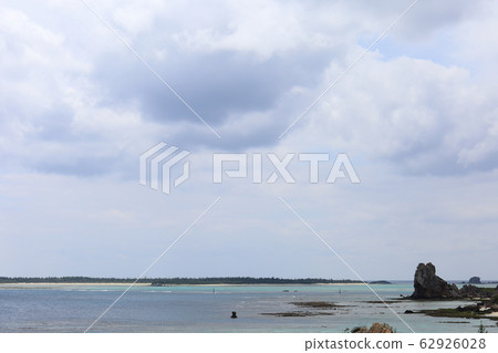 Okinawa Izena Futamigaura Beach and Sea Guitara 62926028