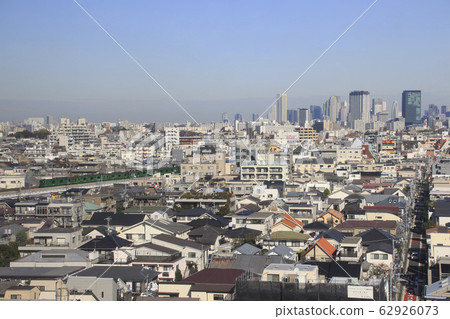 通過東急東橫線目黑區區5050系列(藍色青蛙包裝紙) 通過東急東橫線目黑區區5050系列(藍色青蛙包裝紙) 62926073