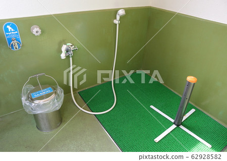 Toyo dog and pet dog toilet 62928582