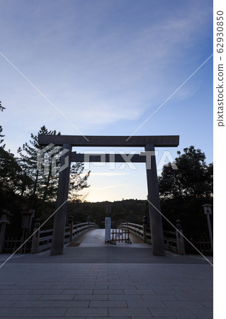 Ise shrine Uji Bridge torii 62930850