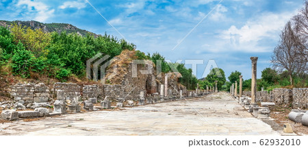Harbor Street in antique Ephesus, Turkey Harbor Street in antique Ephesus, Turkey 62932010