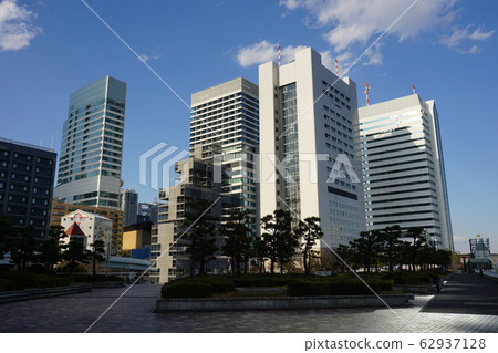 Hotels and buildings such as Takeshiba Wharf and Azure Azur Takeshiba Hotels and buildings such as Takeshiba Wharf and Azure Azur Takeshiba 62937128