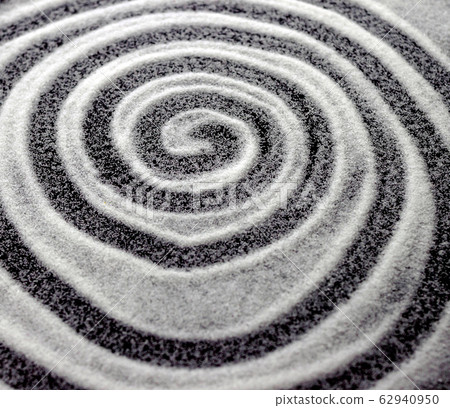 Abstract circles labyrinth design of white shiny Abstract circles labyrinth design of white shiny 62940950