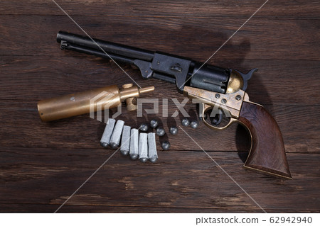 Firearms of the Old West - Percussion Army Firearms of the Old West - Percussion Army 62942940