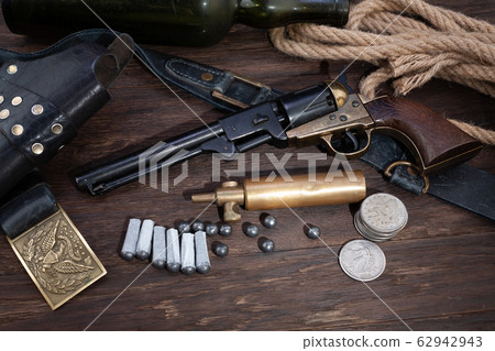 Firearms of the Old West - Percussion Army Firearms of the Old West - Percussion Army 62942943