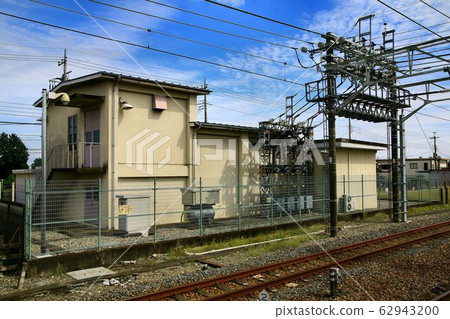 Railway substations and overhead lines Railway substations and overhead lines 62943200