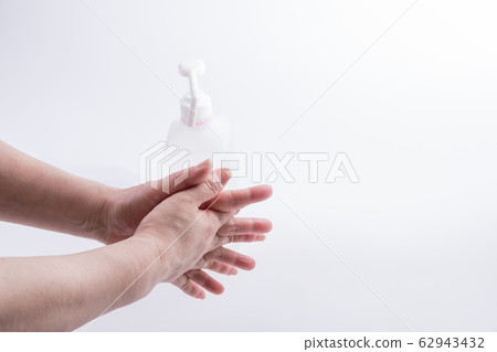 [Alcohol disinfection-hand washing] 62943432