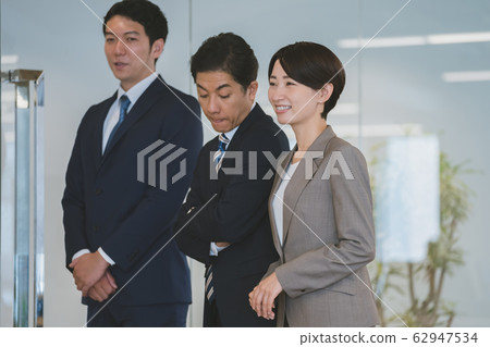 老闆 上司 主管 62947534