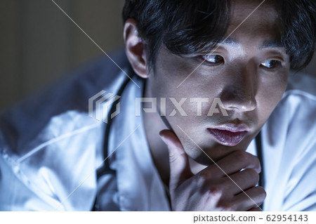 醫療，男性，夜間護理 62954143