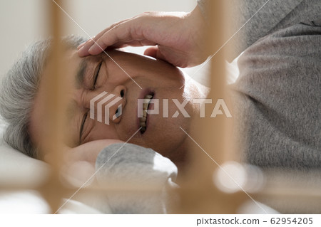 Medical, man, sick 62954205