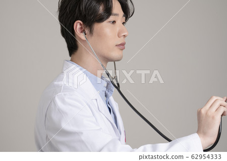 Medical, men, doctor 62954333