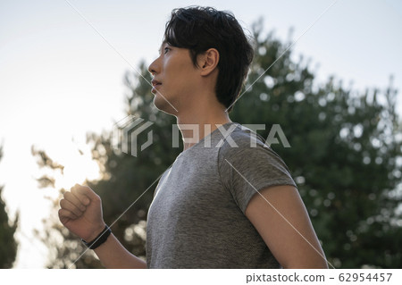 Sport, men, jogging 62954457