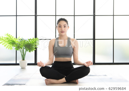 Healthy Women Exercise Fitness Yoga Possible Healthy Women Exercise Fitness Yoga Possible 62959684