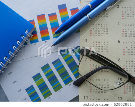 Business image · graph · glasses · calendar · notebook Business image · graph · glasses · calendar · notebook 62962991