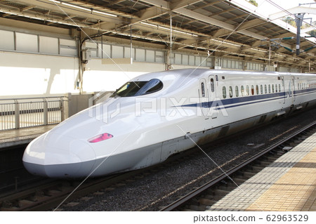 東海道新幹線N700A（熱海站） 62963529