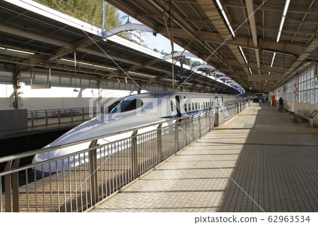 Tokaido Shinkansen N700 series (Atami Station) 62963534