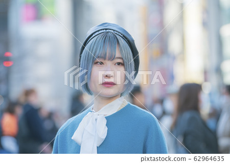 Woman portrait in Shibuya center area 62964635