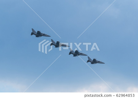 Yakovlev Yak-130 Mitton Four Machines formation 62964853
