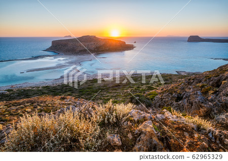 Sunset over Balos beach in Crete, Greece. 62965329